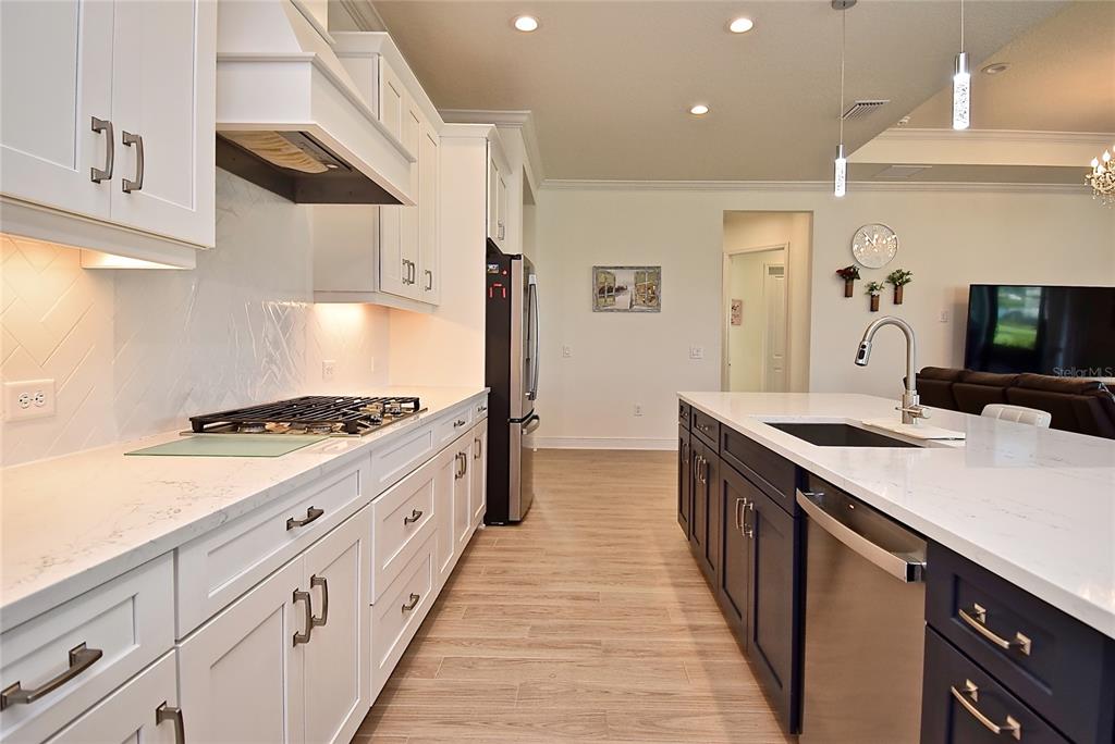 437 ALBERATA WAY