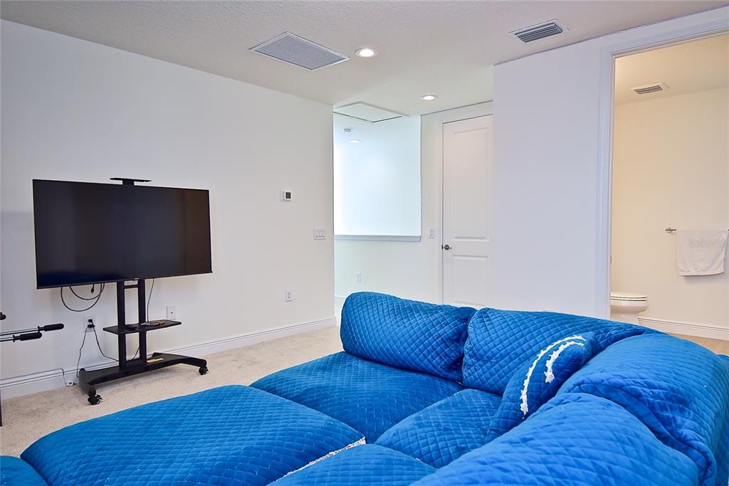 437 ALBERATA WAY