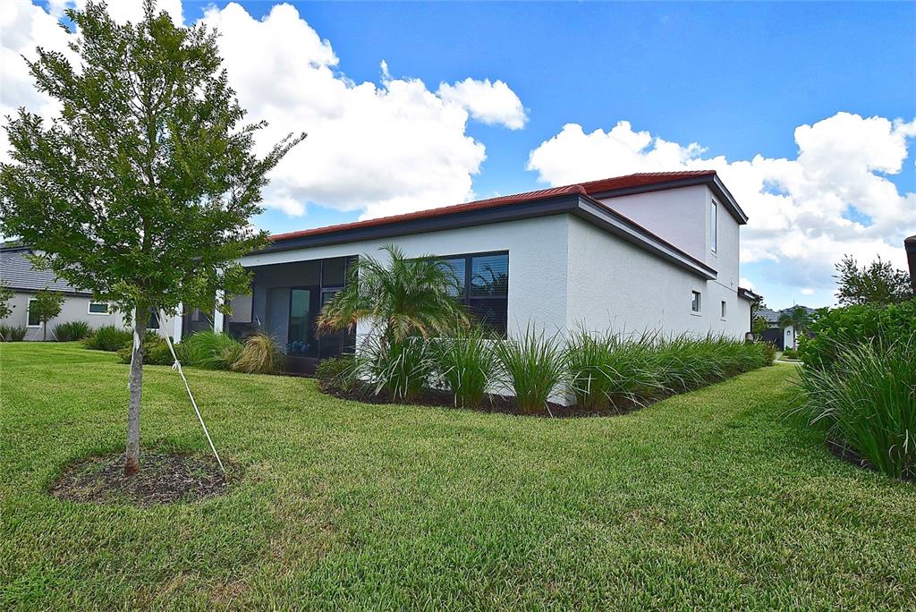 437 ALBERATA WAY