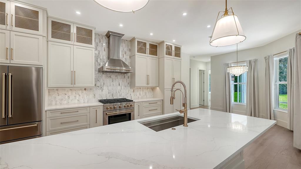 2729 HARVEST DRIVE