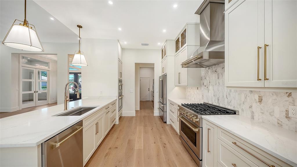 2729 HARVEST DRIVE