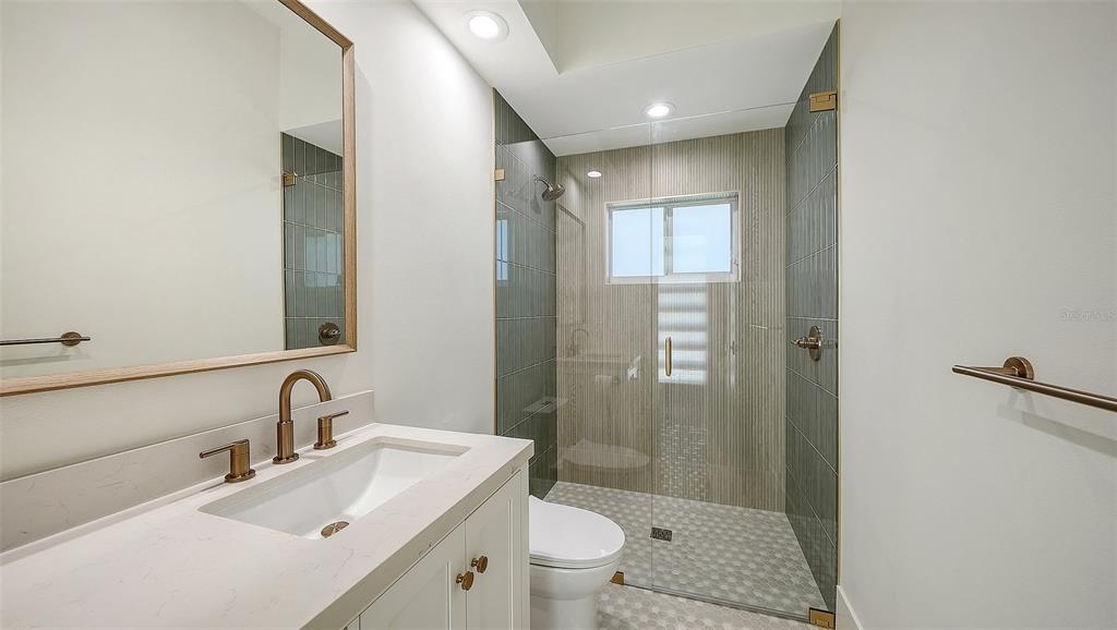 2729 HARVEST DRIVE