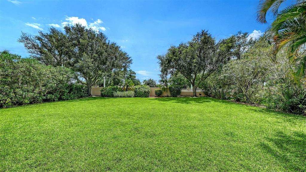 2729 HARVEST DRIVE