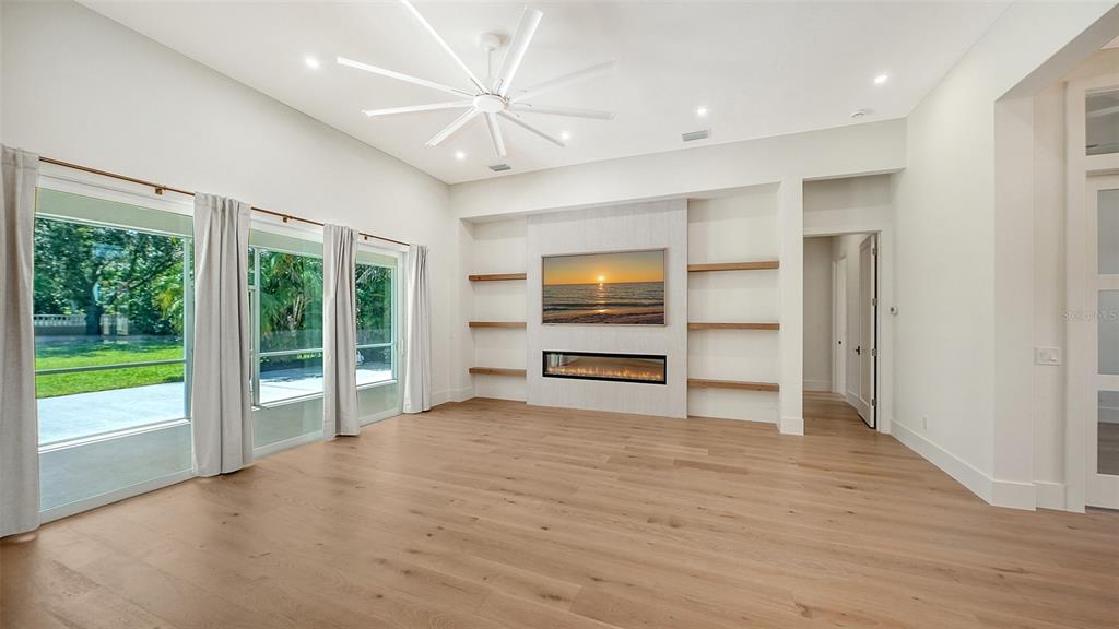 2729 HARVEST DRIVE