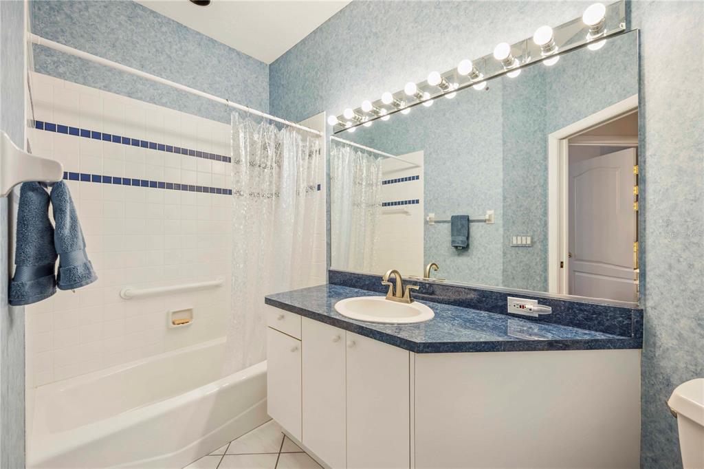 3852 AMAPOLA LANE