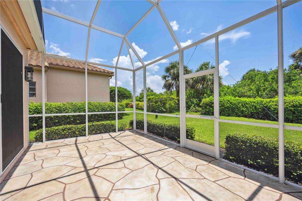 3852 AMAPOLA LANE