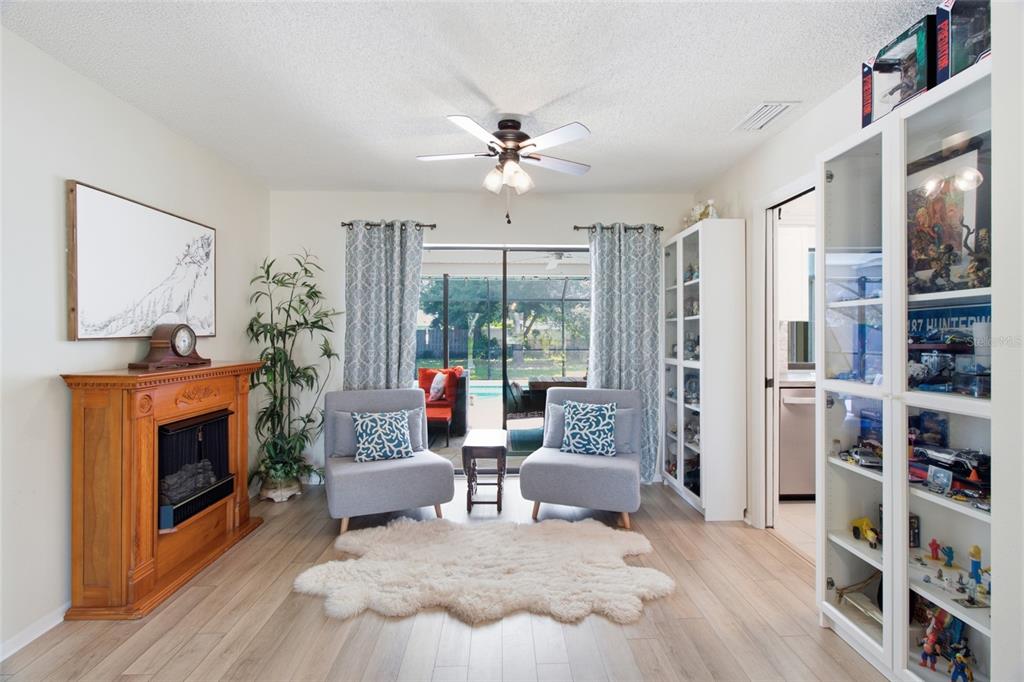 432 S SHORE DRIVE