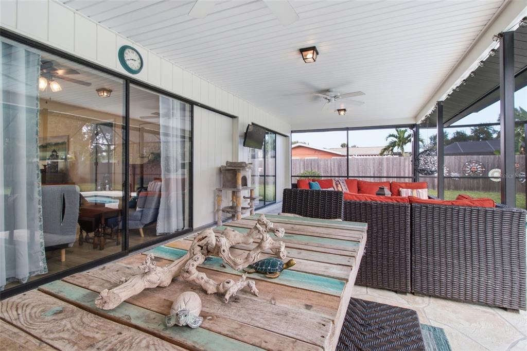 432 S SHORE DRIVE