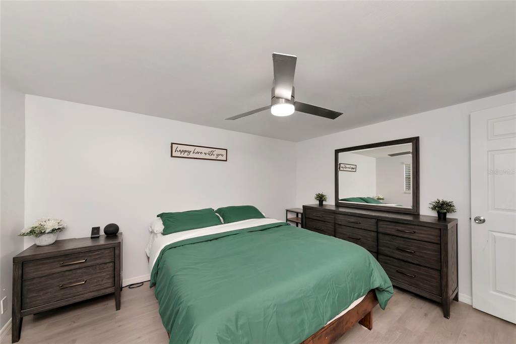 2951 EDGEWOOD LANE