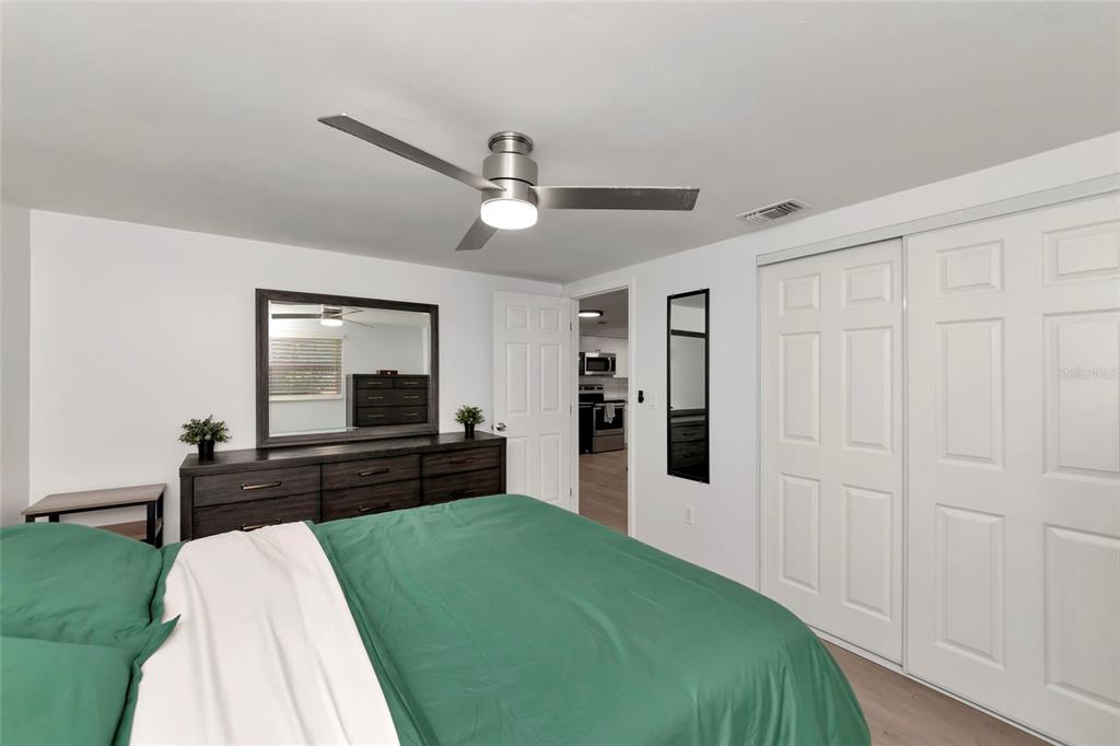 2951 EDGEWOOD LANE