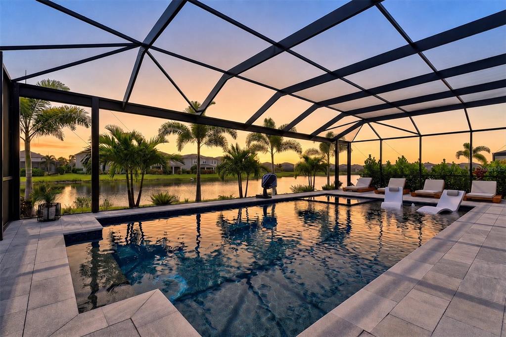 9297 TEQUILA SUNRISE DRIVE