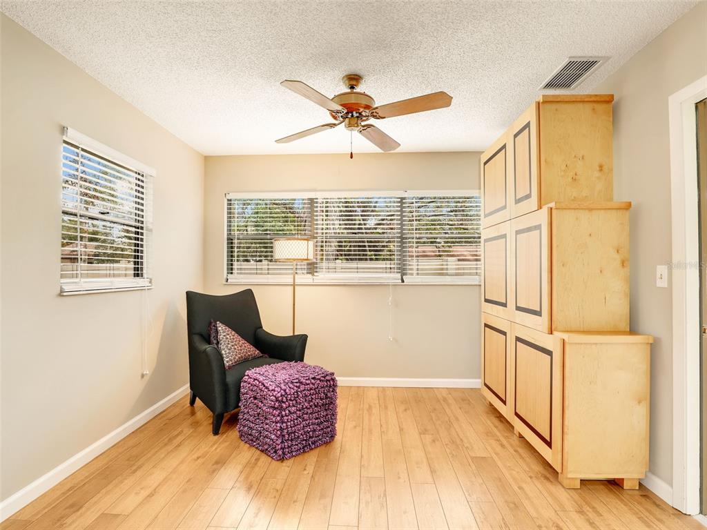 623 OAK HILL CIRCLE UNIT 28