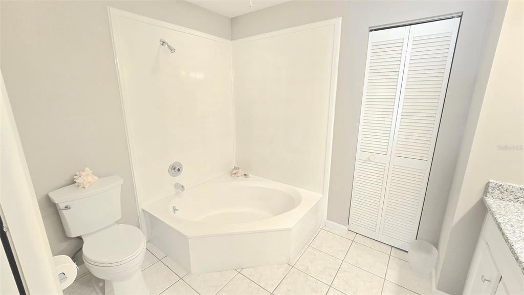 623 OAK HILL CIRCLE UNIT 28
