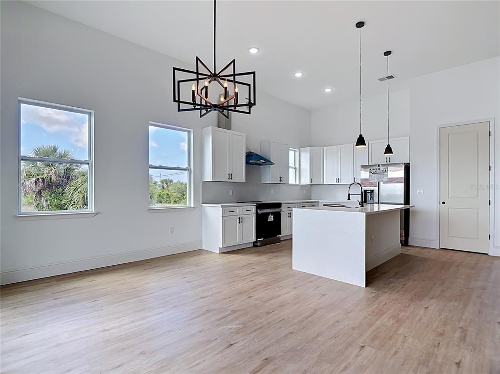 10262 KINGSVILLE DRIVE gallery image #10