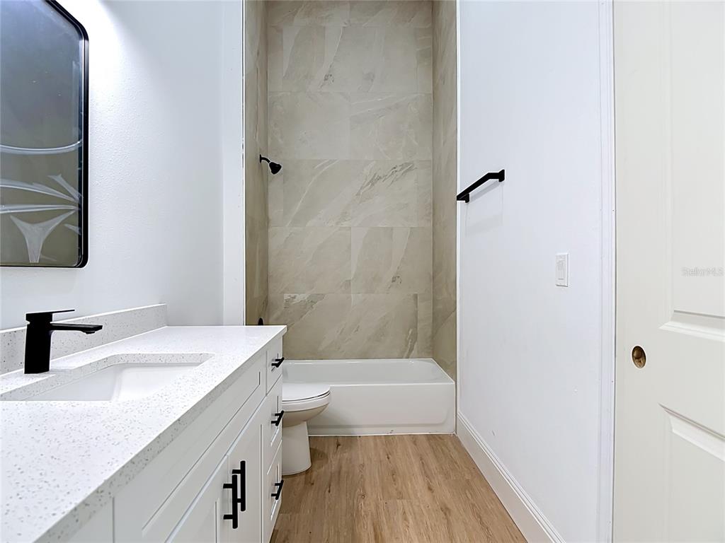 10262 KINGSVILLE DRIVE gallery image #25