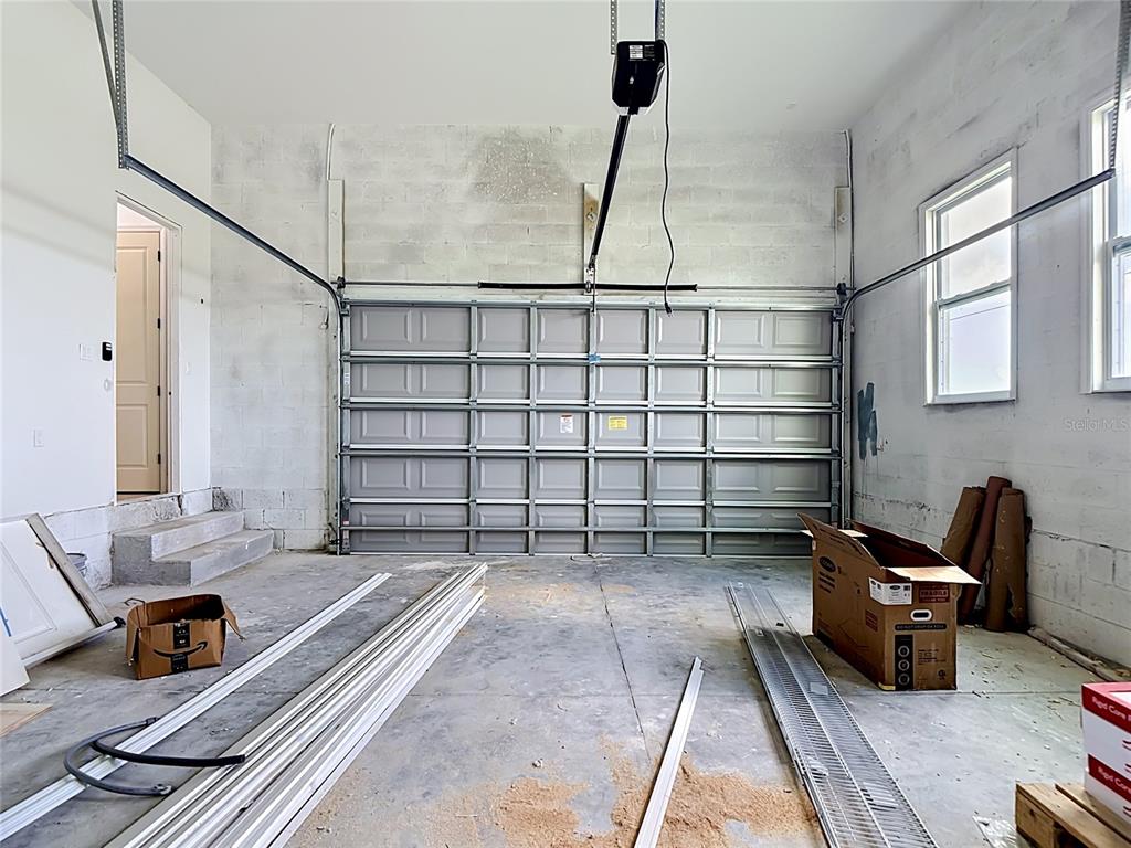 10262 KINGSVILLE DRIVE gallery image #31