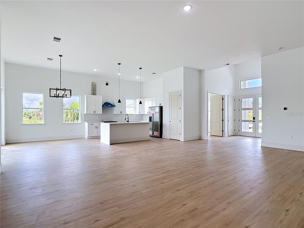 10262 KINGSVILLE DRIVE gallery image #8