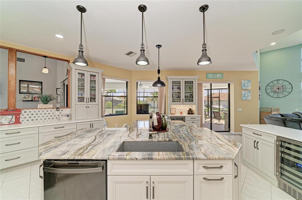 524 LA CARUNA COURT gallery image #15