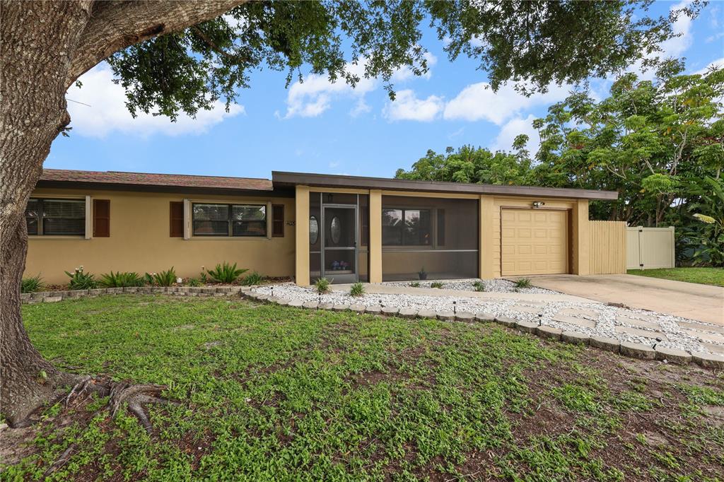 4029 COUNTRY CLUB BOULEVARD gallery image #1