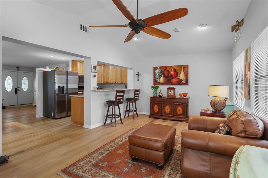 4029 COUNTRY CLUB BOULEVARD gallery image #12