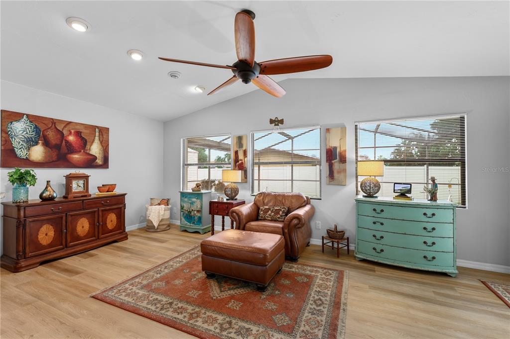 4029 COUNTRY CLUB BOULEVARD gallery image #13