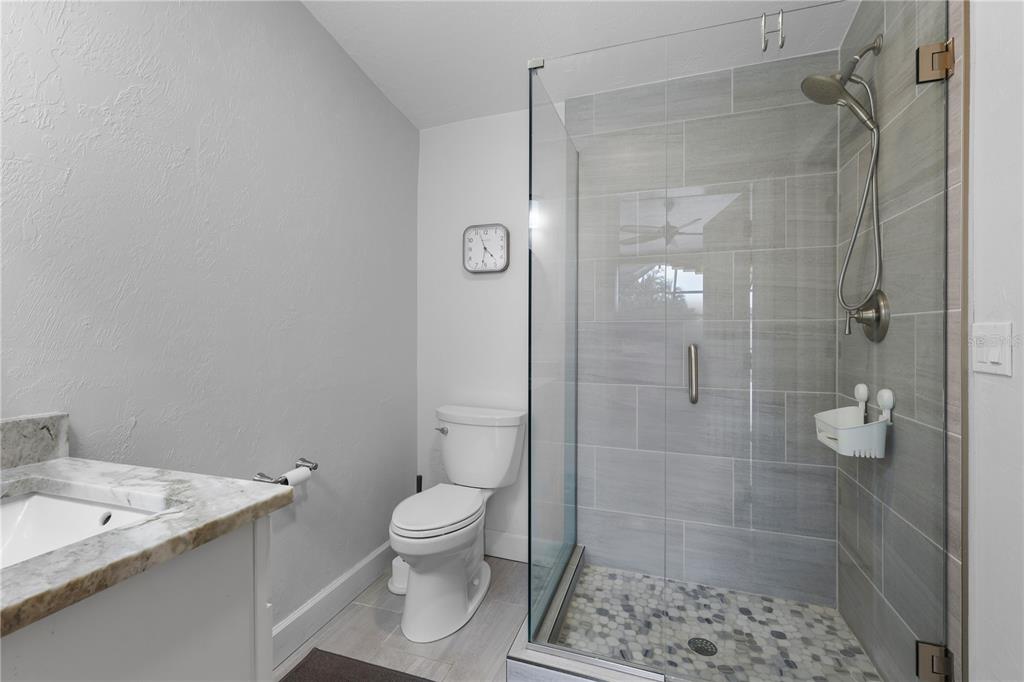 4029 COUNTRY CLUB BOULEVARD gallery image #30