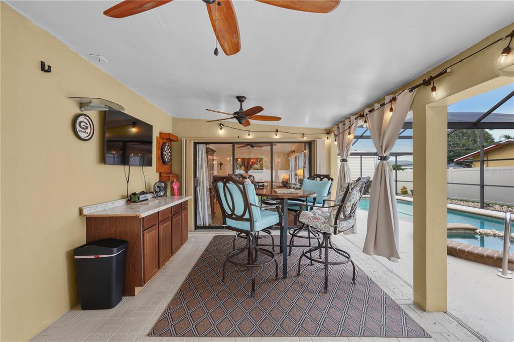 4029 COUNTRY CLUB BOULEVARD gallery image #35