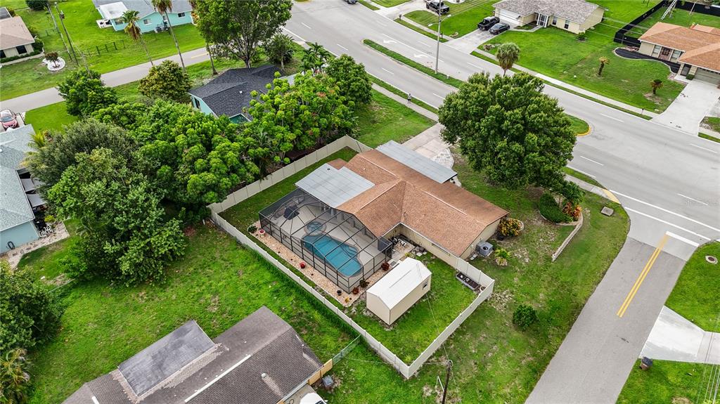 4029 COUNTRY CLUB BOULEVARD gallery image #44
