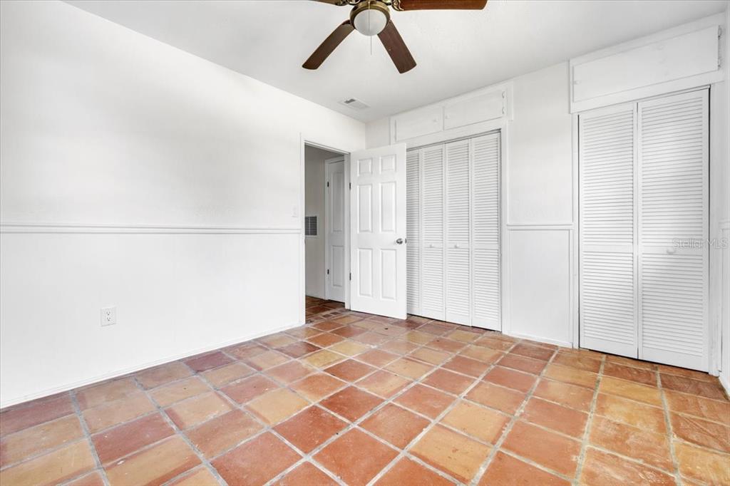 807 LUCILLE AVENUE