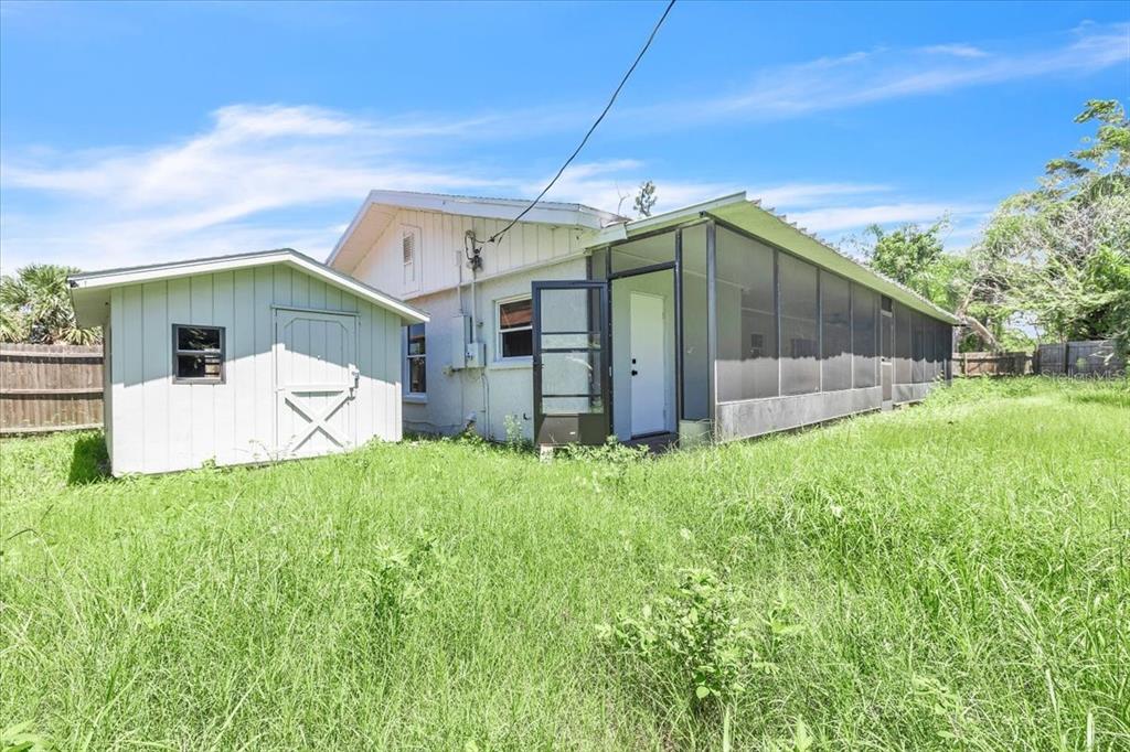 807 LUCILLE AVENUE