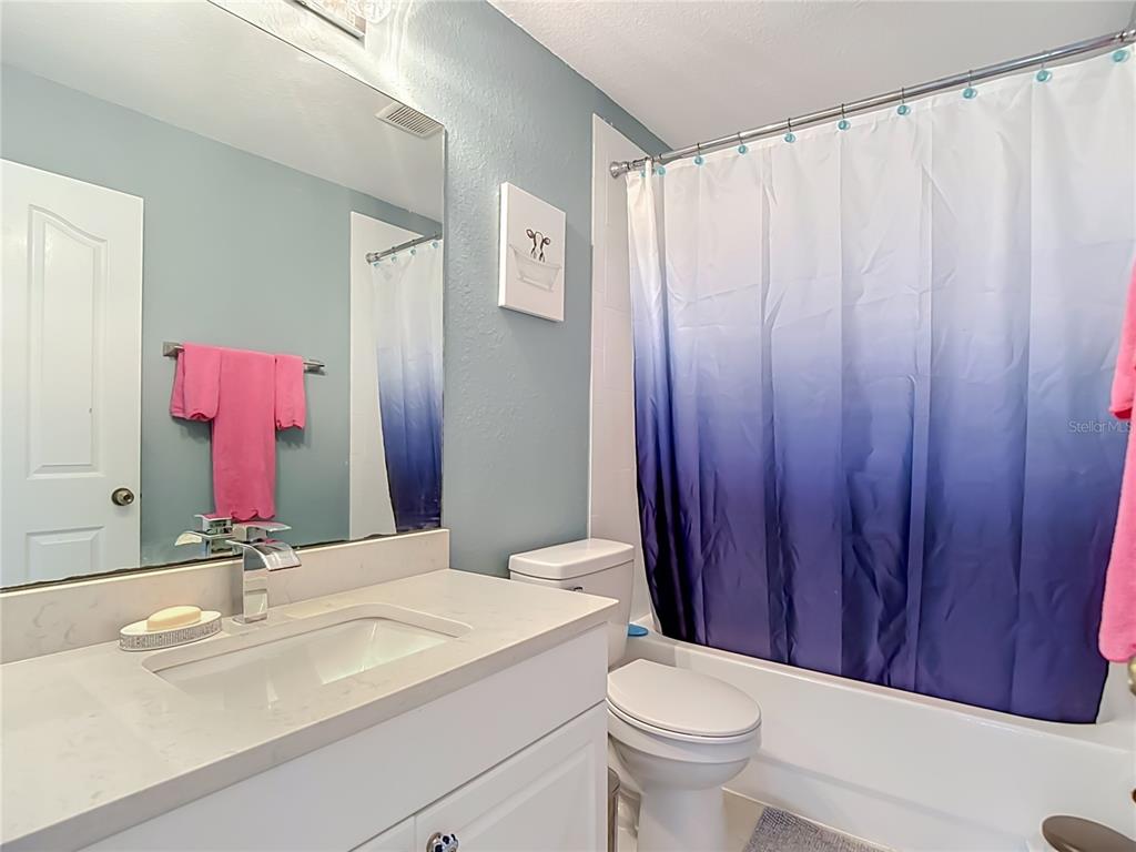 2221 SW 3RD AVENUE gallery image #35
