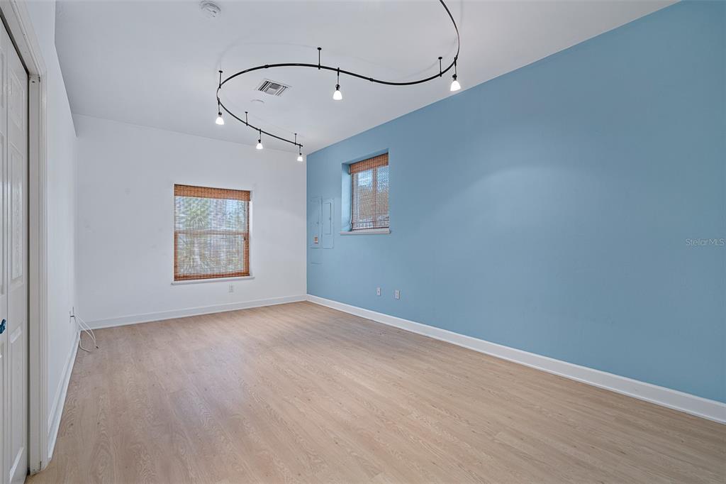 339 OCEAN SHORE BOULEVARD gallery image #37
