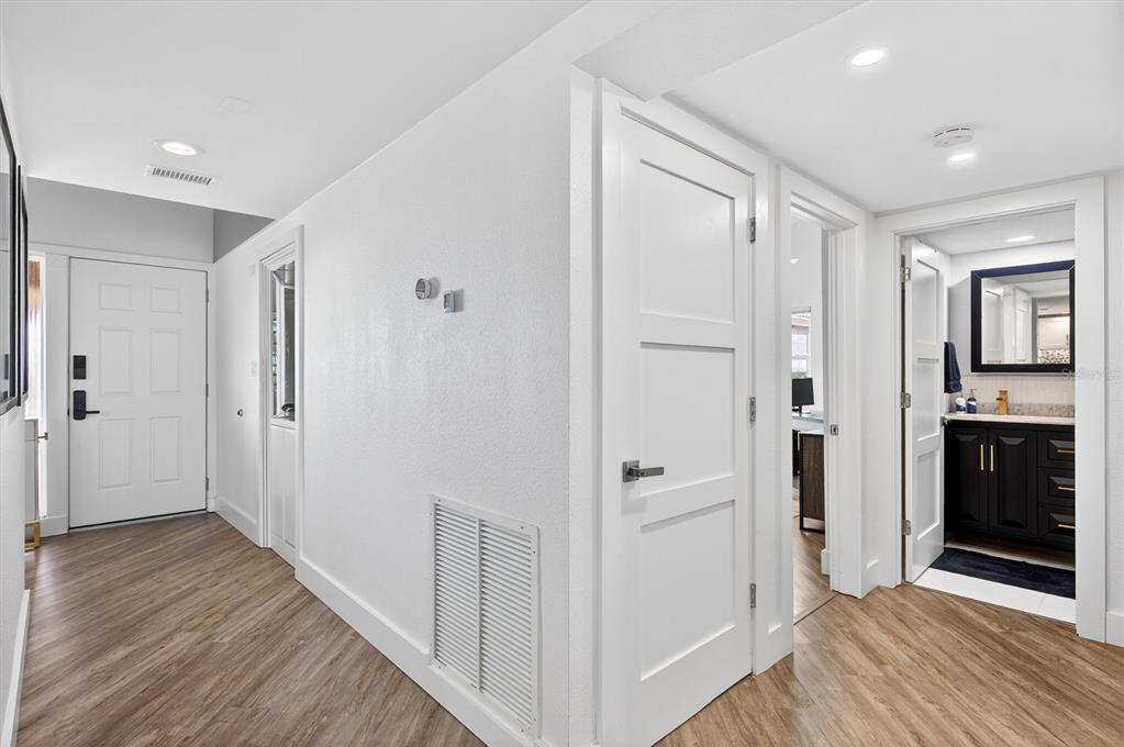 661 MARINA POINT DRIVE UNIT 66 gallery image #21