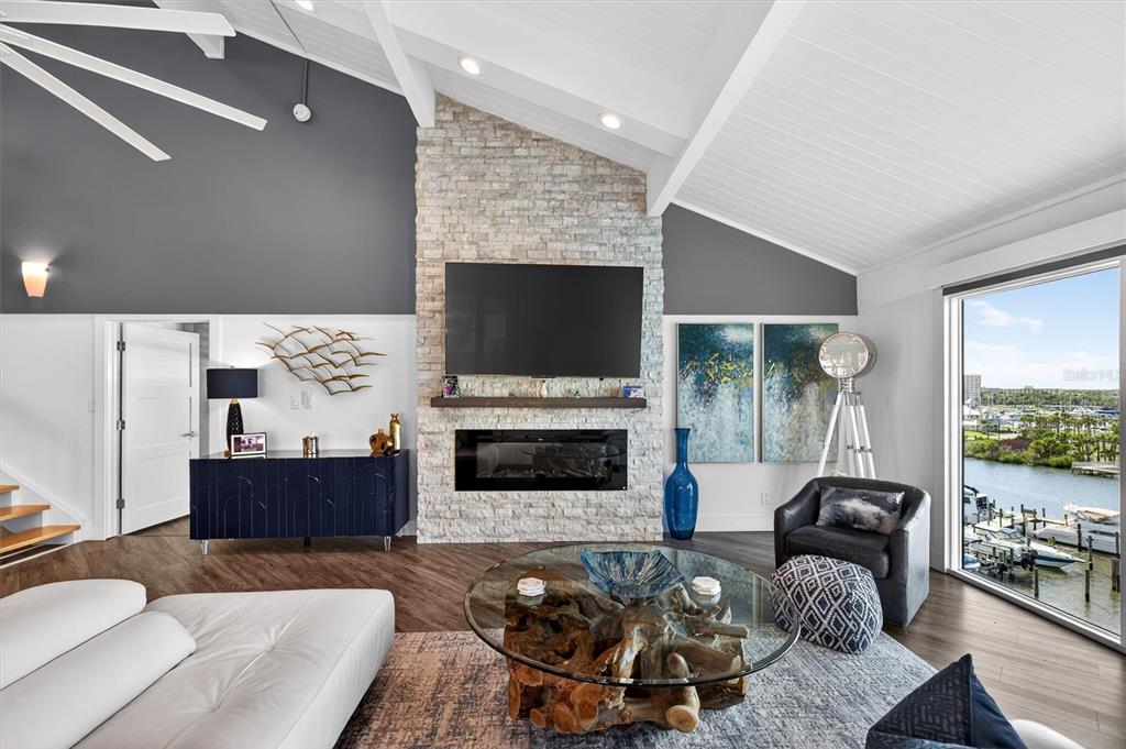 661 MARINA POINT DRIVE UNIT 66 gallery image #41
