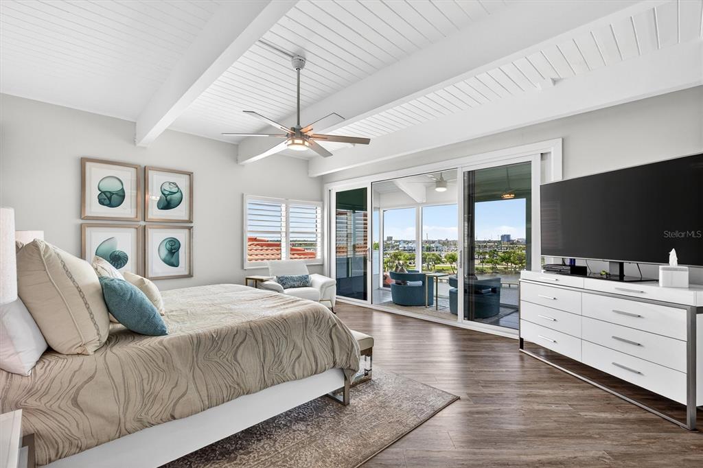 661 MARINA POINT DRIVE UNIT 66 gallery image #46