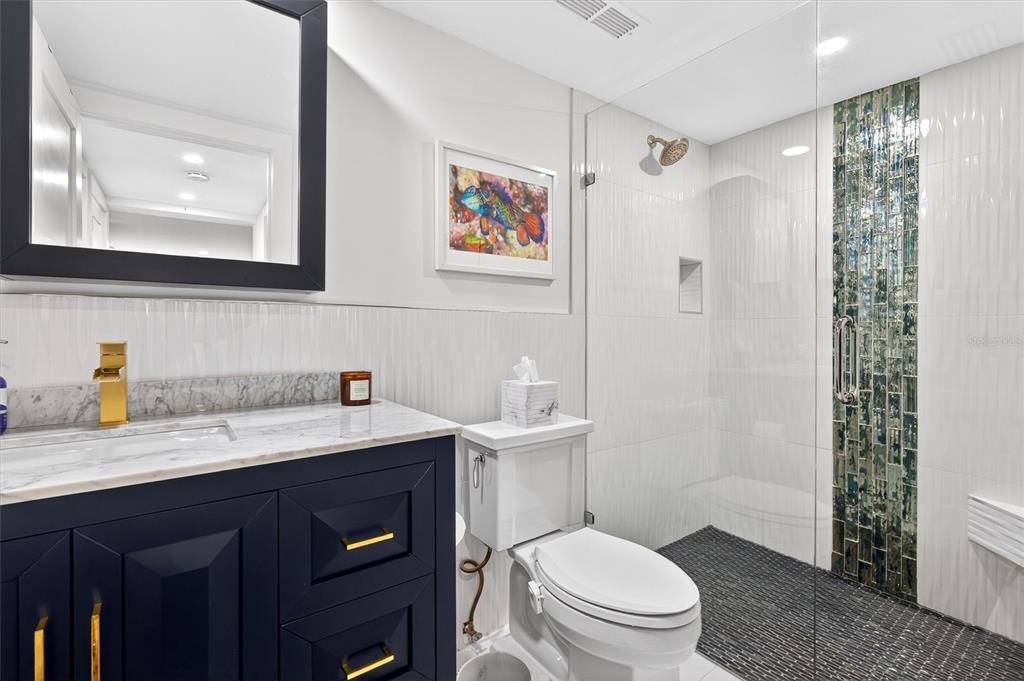 661 MARINA POINT DRIVE UNIT 66 gallery image #63