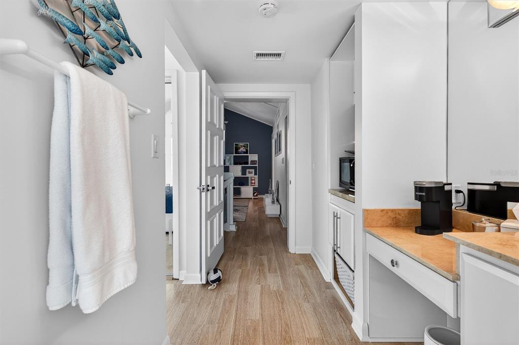 661 MARINA POINT DRIVE UNIT 66 gallery image #75