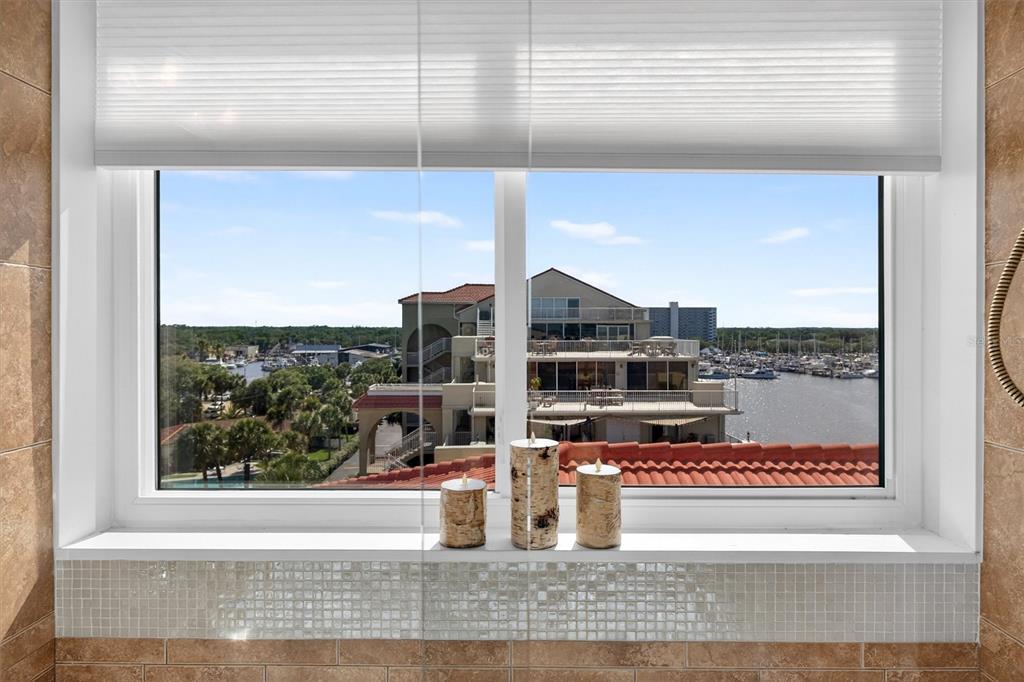 661 MARINA POINT DRIVE UNIT 66 gallery image #77