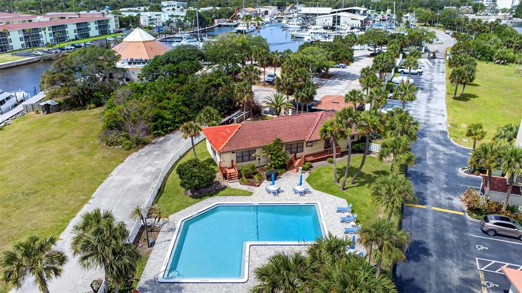 661 MARINA POINT DRIVE UNIT 66 gallery image #96