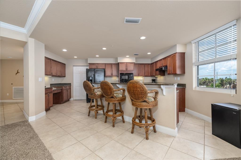 1425 OCEAN SHORE BOULEVARD UNI gallery image #15