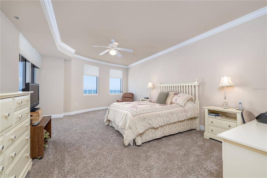 1425 OCEAN SHORE BOULEVARD UNI gallery image #17