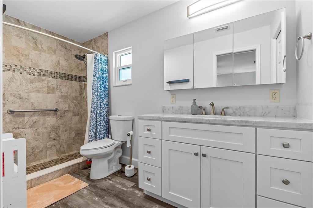 5524 LEEWARD LANE gallery image #10