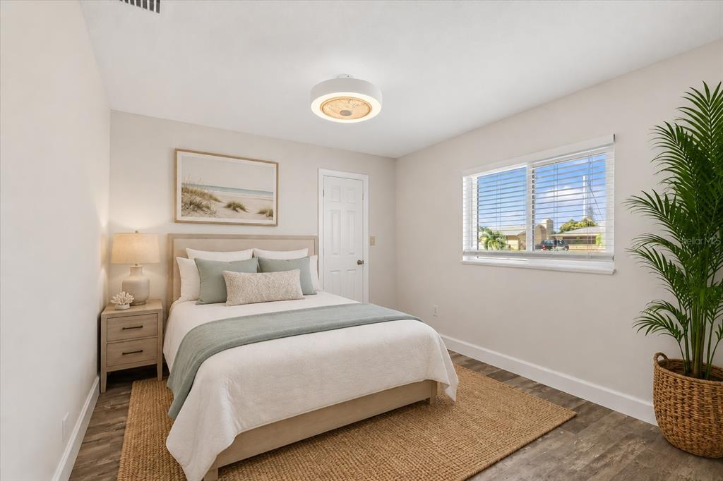 5524 LEEWARD LANE gallery image #13