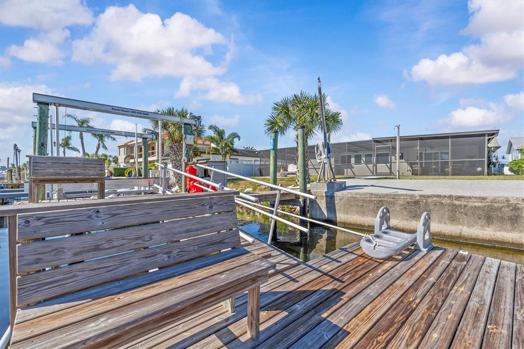 5524 LEEWARD LANE gallery image #15