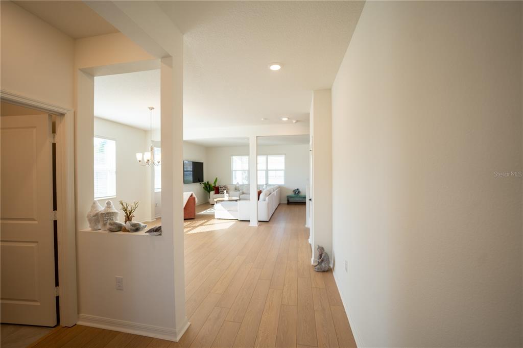 9660 WESTSIDE HILLS DRIVE gallery image #8