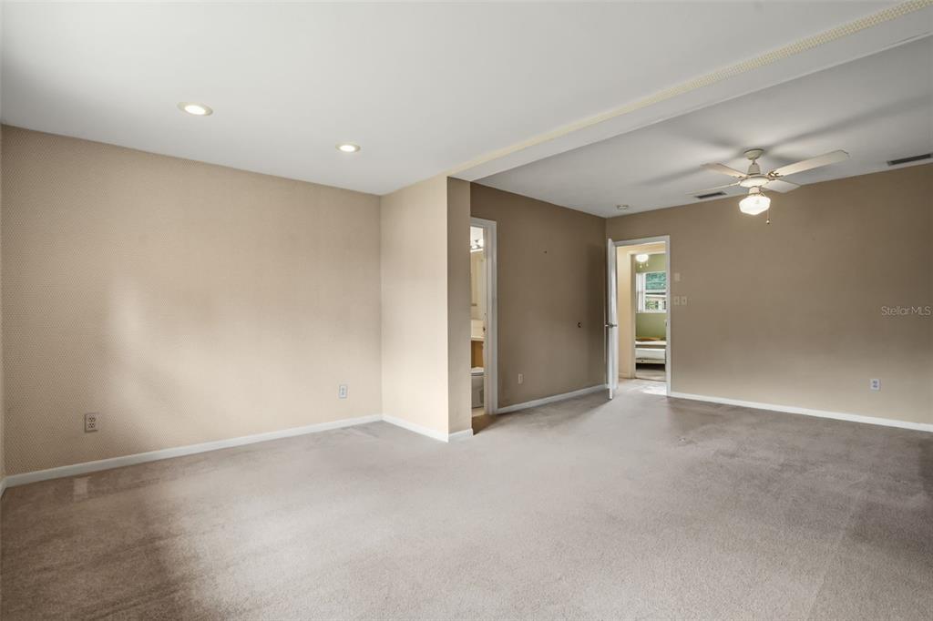 5409 STRATEMEYER DRIVE gallery image #20