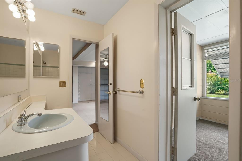 5409 STRATEMEYER DRIVE gallery image #22