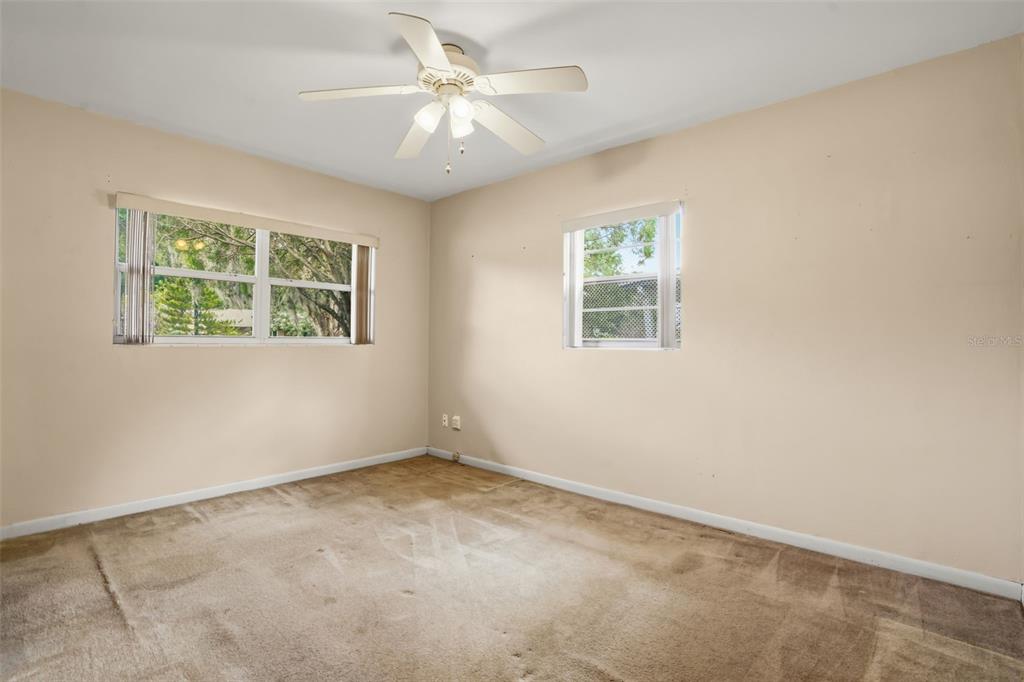 5409 STRATEMEYER DRIVE gallery image #24