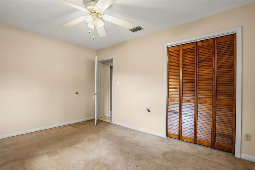 5409 STRATEMEYER DRIVE gallery image #25