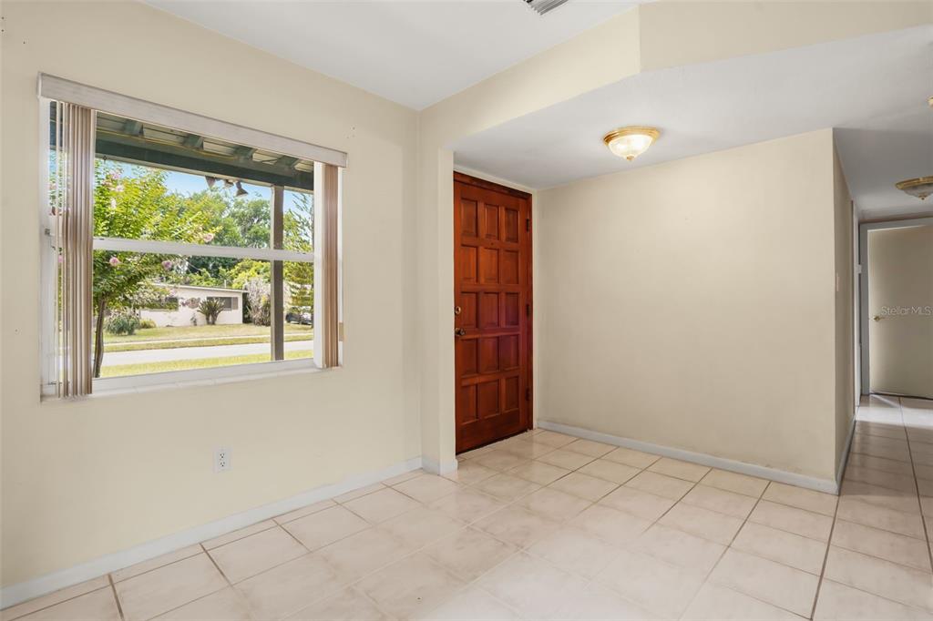 5409 STRATEMEYER DRIVE gallery image #8